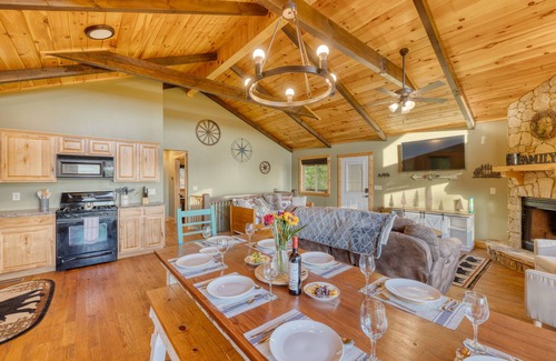 Ellijay Cabin | Cabin in 150Acres| Views | Theater |Hot Tub| Game Rm| Fire Pit