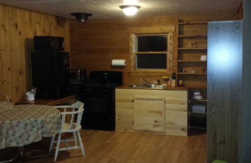 Exeter Cabin | Cabin in scenic woods with hiking trails, firepit, horseback riding nearby