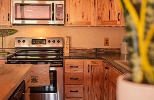 Eminence Cabin | Cabin in the heart of the Ozark National Scenic Riverway!