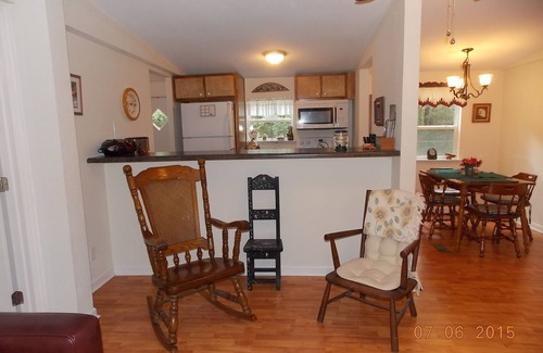 Crawfordville Cottage | Cabin Located in a Birding and Fishing Paradise