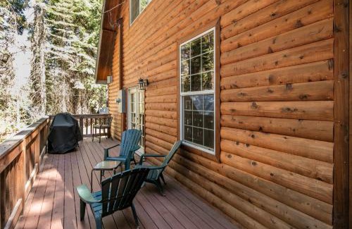 Fish Camp House | Cabin minutes from Yosemite