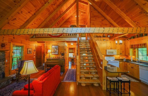 Butler Cabin | Cabin on 66 private acres with hiking trails