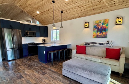 Red Lodge Cabin | Cabin on acreage minutes from downtown Red Lodge!