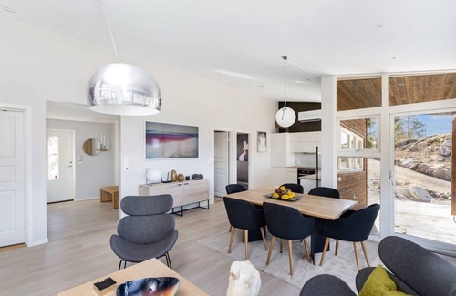 Frogn Cottage | Cabin Oslofjord -Sleeps14-SeaView-FamilyFriendly