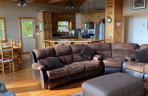 Dunlap Cabin | Cabin with beautiful mountain and valley views