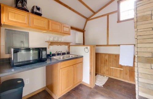 Blissfield Apartment | Cabin with Trail Access to Mohican River
