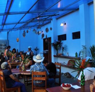 Carara Apartment | Cabina equipada cerca de río y montañas Tulín Azul