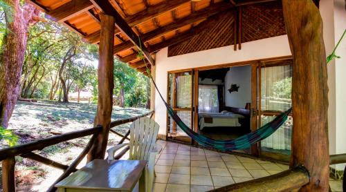 Avellanas Beach Hotel | Cabinas Las Olas