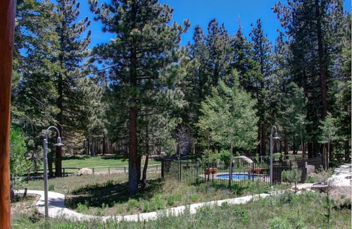 Crooked Pines House | Cabins 13