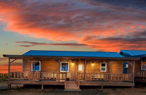 Peach Springs Hotel | Cabins at Grand Canyon West