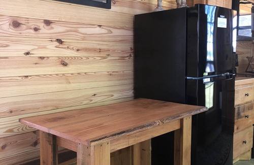 Fulton Cabin | Cabins At Midway, The Looper