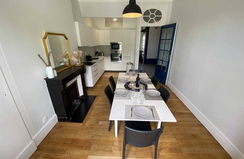 Secteur 1 Apartment | Cable car🚠 Bastille🏔 6 people👨👩👧👦 300m