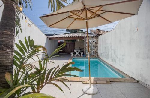 Braga House | Cabo Frio 3 Suítes, Piscina, 4 Vagas, Praia 8min