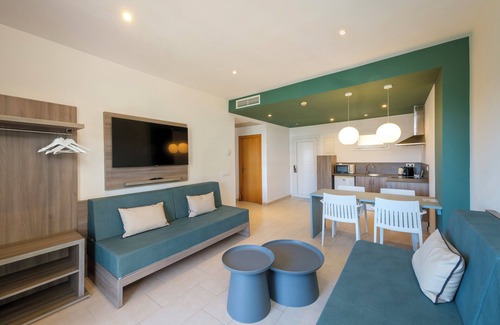 Ses Cadenes Apartment | Cabot Tres Torres Apartamentos