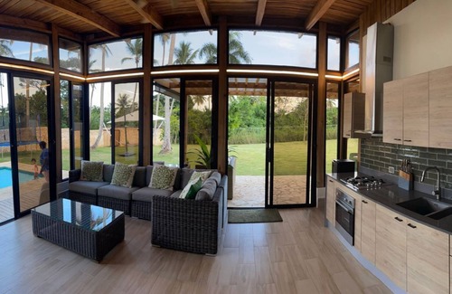 Cabrera Villa | CABRERA LODGE 1 (850 Mts From the Beach, Central, Modern and Fancy)