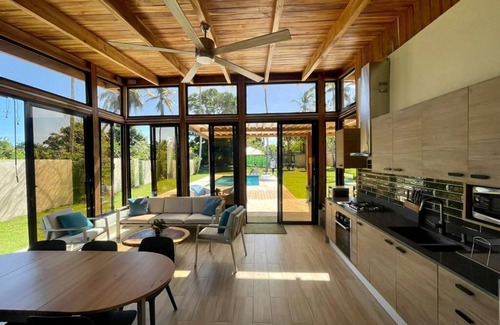 Cabrera Villa | CABRERA LODGE 2 (850 Mts From the Beach, Central, Modern and Fancy)