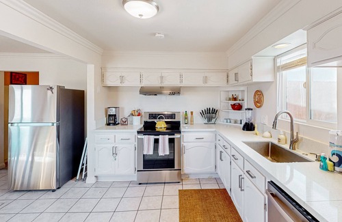 Twentynine Palms House | Cacti Sanctuary with private hot tub & firepit near Joshua Tree