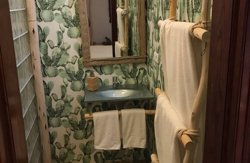 Las Palmas de Gran Canaria House | Cactus Host