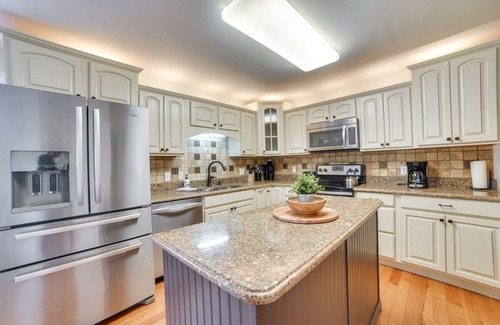 Cadiz House | Cadiz Abode w/Decks, Fire Pit, & Lake Access