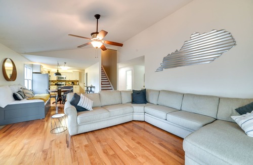 Cadiz House | Cadiz Abode w/Decks, Fire Pit, & Lake Access