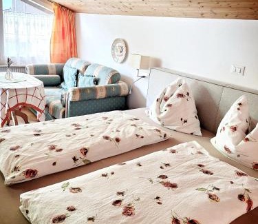 Parcines Bed & Breakfast | Café Rudi Living