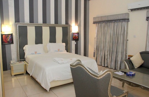 Calabar Hotel | Calabar Harbour Resort SPA
