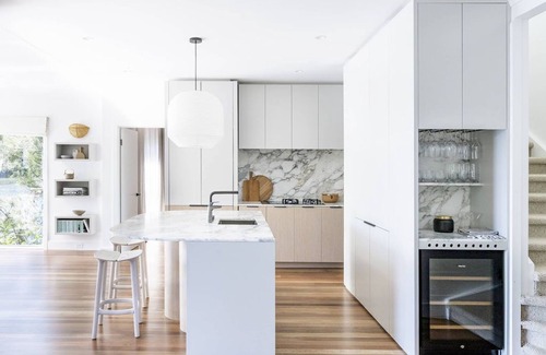 Berowra Waters Villa | Calabash Bay Lodge at Berowra Waters, 4 bed 3 bath luxury riverfront home