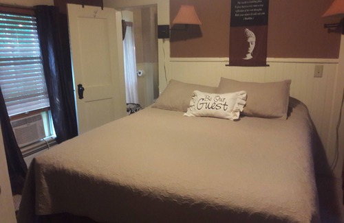 Calais Bed & Breakfast | Calais Crossing B&B