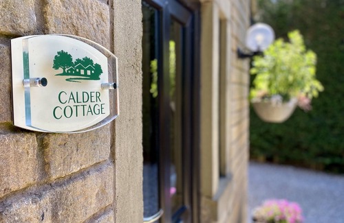 Blackburn Cottage | Calder Cottage in The Ribble Valley, Whalley, Lancashire - Sleeps 4