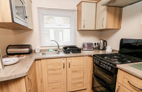 Troutbeck Bridge House | CALGARTH LODGE, pet friendly, with pool in Troutbeck Bridge