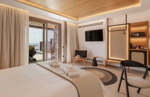 Psarou Hotel | Calma Suites Mykonos