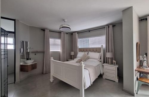 Calypso Beach Apartment | Calypso Sunset