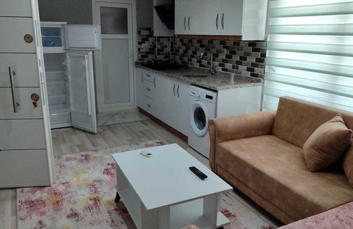 Onikisubat Apartment | Cam Suites