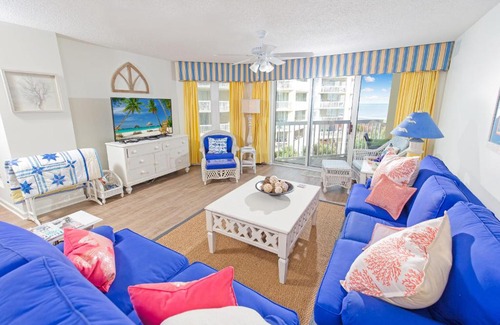 Litchfield by the Sea House | Cambridge 301 OV 3BR 3BA Kitchen Balcony