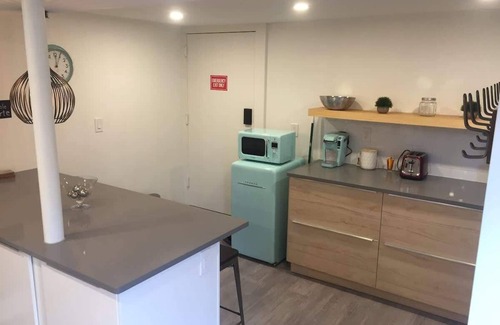 Neighborhood Nine Apartment | Cambridge renovated 1BR, near Porter/Harvard Sq.