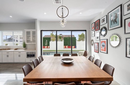 Arcadia Lite Villa | Camelback Views! Pool, Bikes & More, Sleeps 18