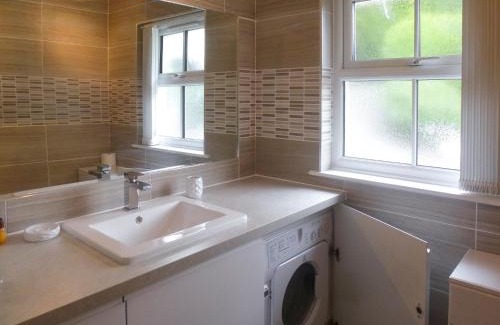 Saint Goran House | Camellia Cottage