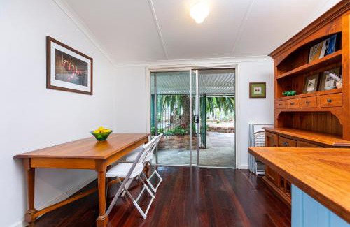 Medina House | Camellia Cottage - PET FRIENDLY - Kwinana