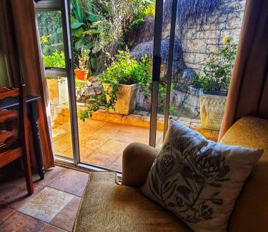 Lynnwood Ridge House | Camellia Haven