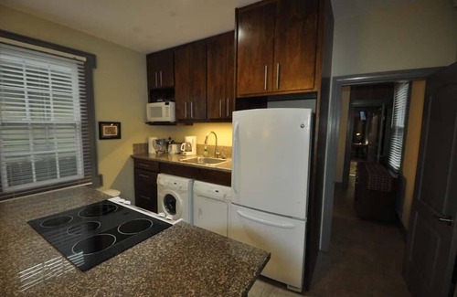 Gretna House | Camellia House 2bd/2ba at Crescent Moon Villas