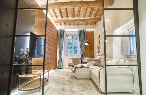 Old Town Apartment | Camillo Benso - M&M Holiday House