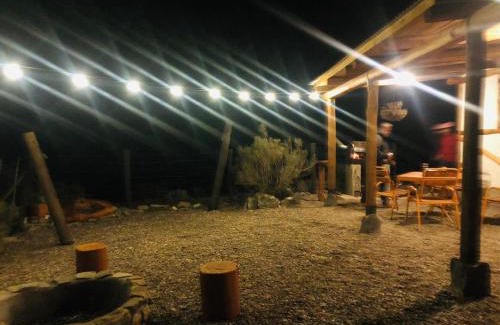 Las Vegas House | Camino & Piedra - Cabaña de Montaña