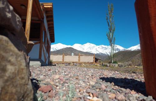 Las Vegas House | Camino & Piedra - Cabaña de Montaña