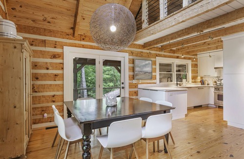 Clifftops House | Camp McGu: Lakefront, 3 Fireplaces + Firepit, Pizza Oven, Gorgeous Setting