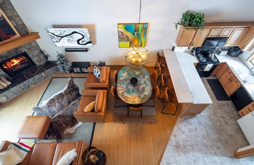 Big Horn Condo | Camp Tu’Wani Ski-in/Ski-out Condo Retreat Big Sky