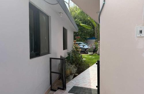 Tuxtla Gutierrez Apartment | Campestre's Studio with AC close to Starbucks