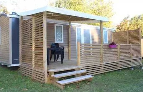 Recoubeau-Jansac House | Camping 4 étoiles - Parc aquatique - eebbac