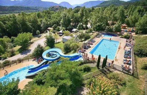 Recoubeau-Jansac House | Camping 4 étoiles - Parc aquatique - eebbac