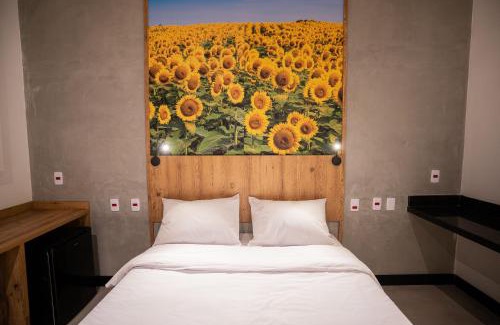 Paranapanema Hotel | CAMPOS DE HOLAMBRA INN