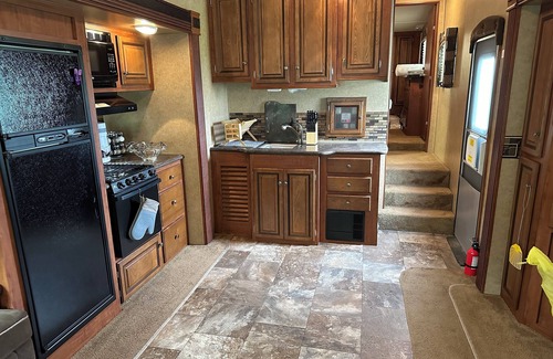 Ruffin House | Campsite #3 Cozy RV in Lovely St. George with AC, WiFi